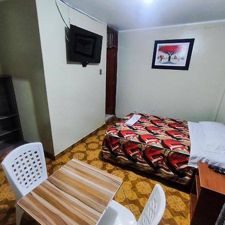 Hostal Continental Наска Екстер'єр фото
